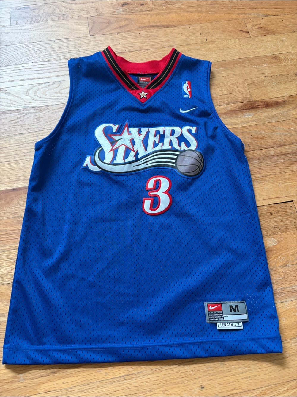 vintage nike Philidelphia 76ers Allen Iverson blue stitched jersey medium 12/14